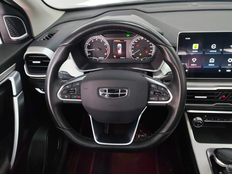 GEELY Coolray 2022 car image #15