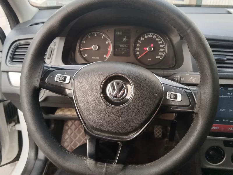 Volkswagen Lavida 2016 car image #15