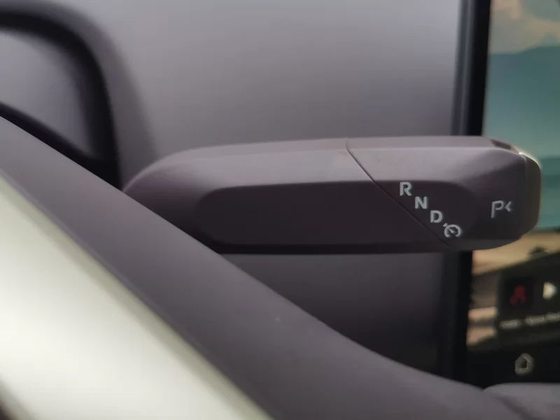 Avatr 12 2023 car image #15