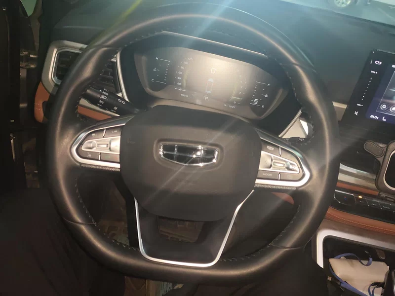 GEELY Vision X6 2021 car image #15