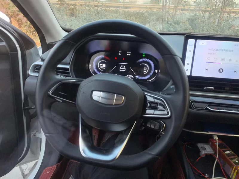 GEELY Emgrand 2025 car image #15