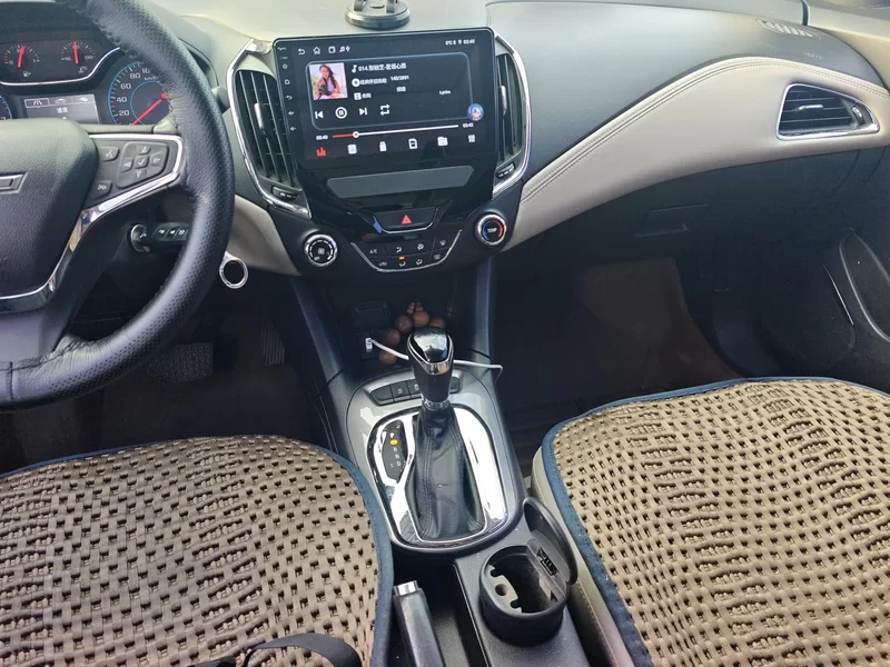 Chevrolet Cruze 2015 car image #15