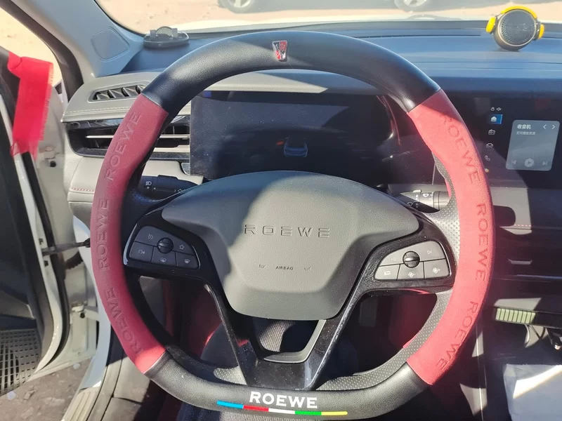 Roewe i5 2024 #15 Roewe i5 2024 car image #15