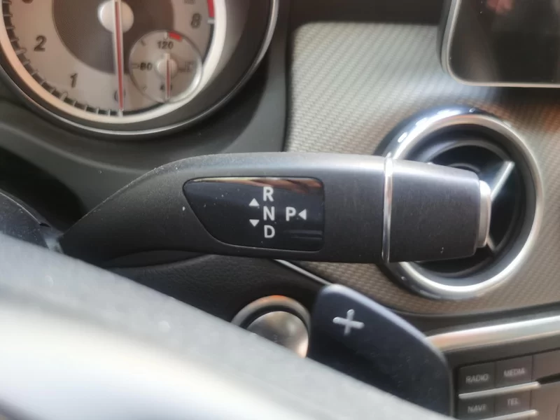 Mercedes-Benz GLA Class 2017 car image #15