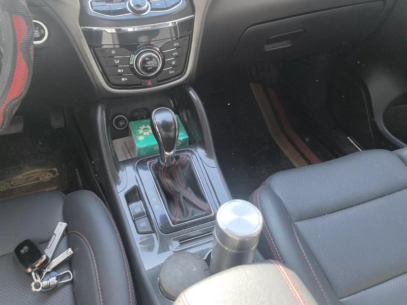 长安 长安CS75 2018 汽车图片 #15