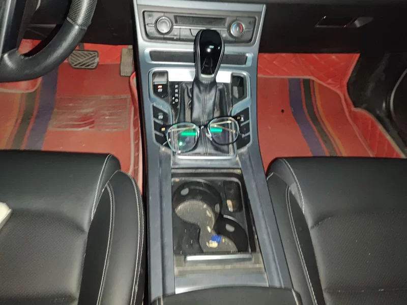 GEELY Emgrand 2018 car image #15
