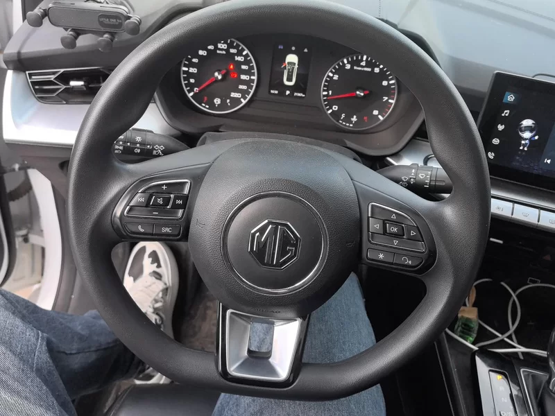 5 2023 immagine di auto #15