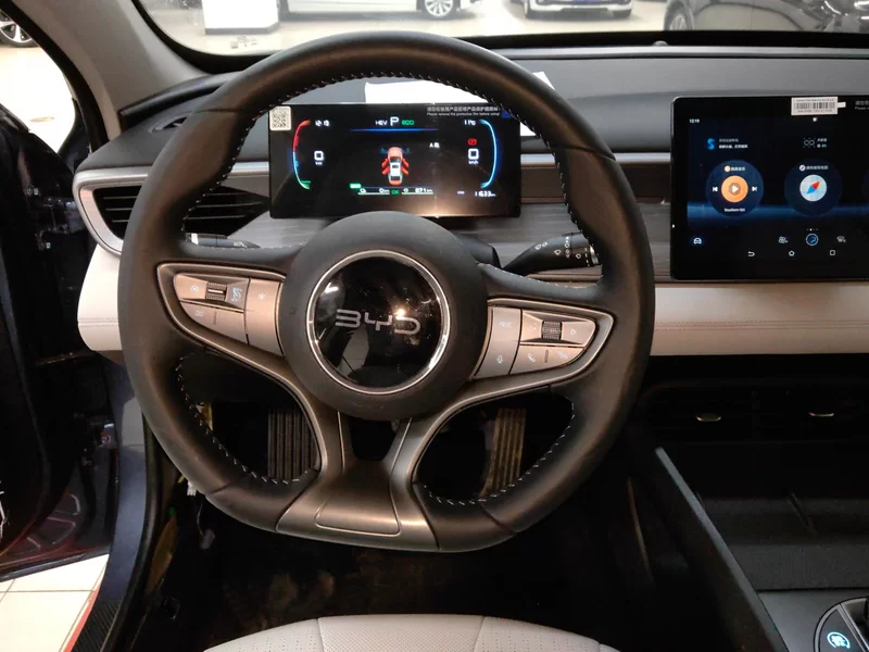 BYD Seal 05 DM-i 2025 #15 BYD Seal 05 DM-i 2025 car image #15