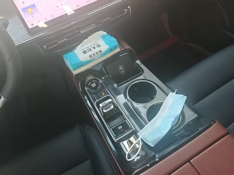 GAC Trumpchi E8 New Energy 2024 car image #15