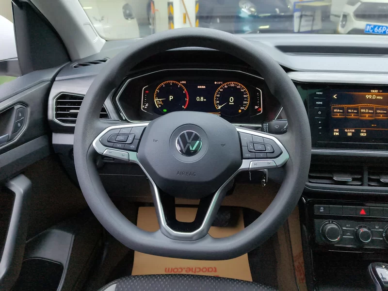 Volkswagen Tacqua 2021 car image #15