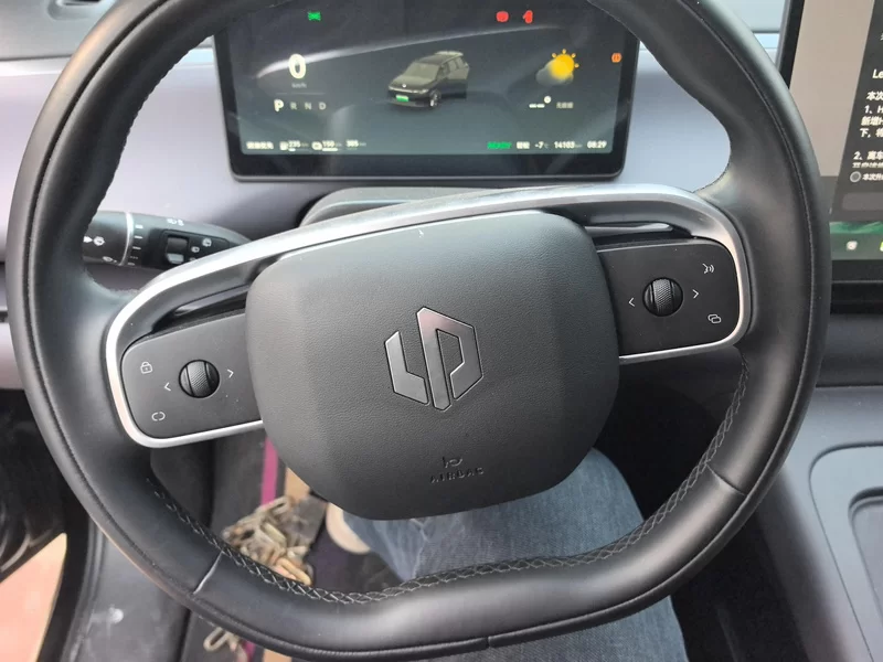 零跑汽车 零跑C16 2024 汽车图片 #15