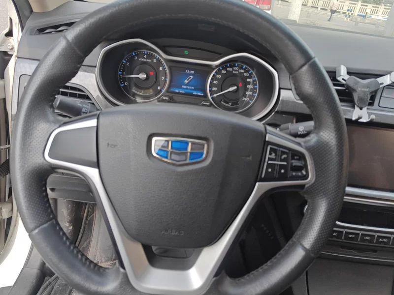 GEELY Emgrand 2017 car image #15