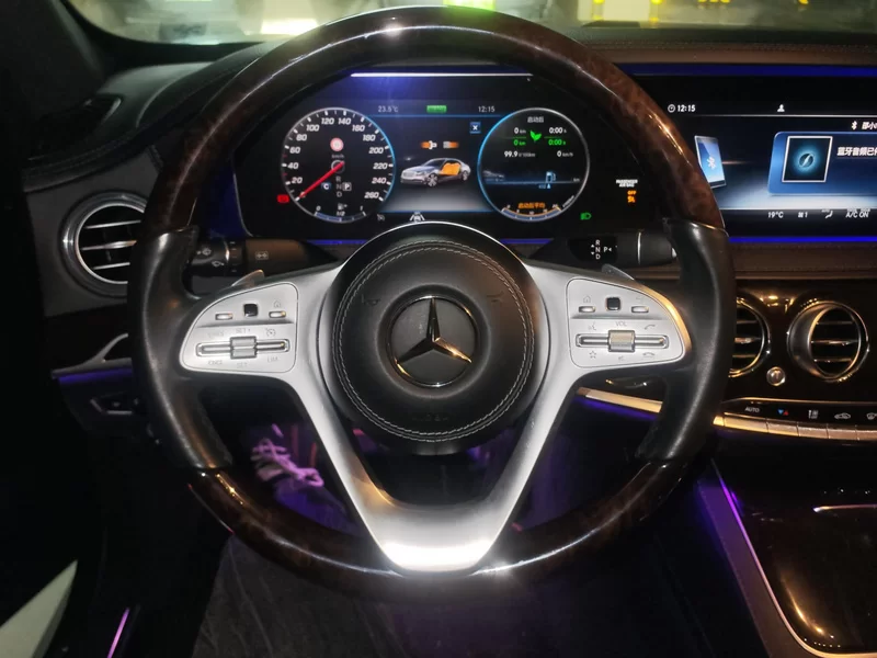 Mercedes-Benz Maybach S Class 2020 car image #15