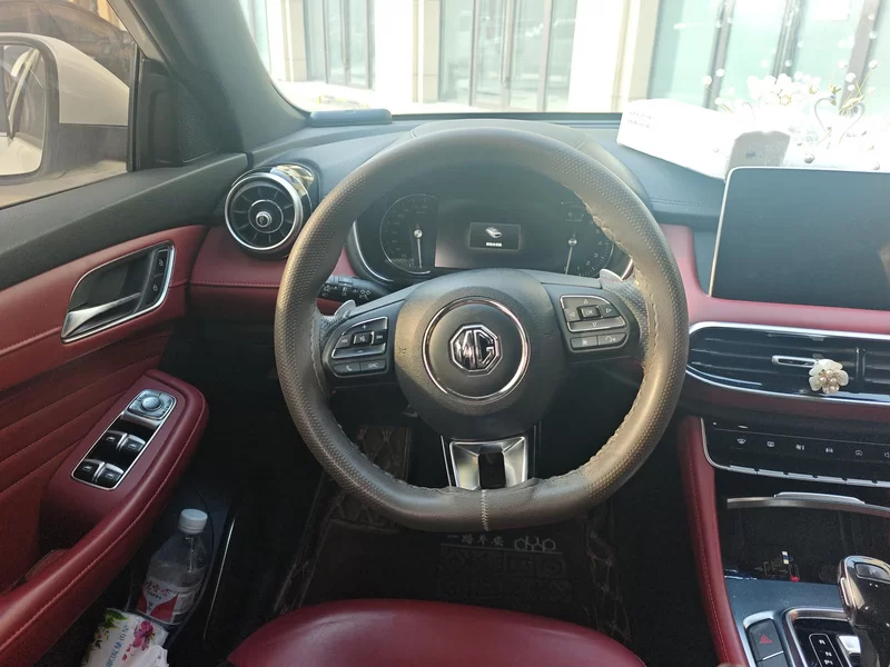 MG HS 2019 car image #15