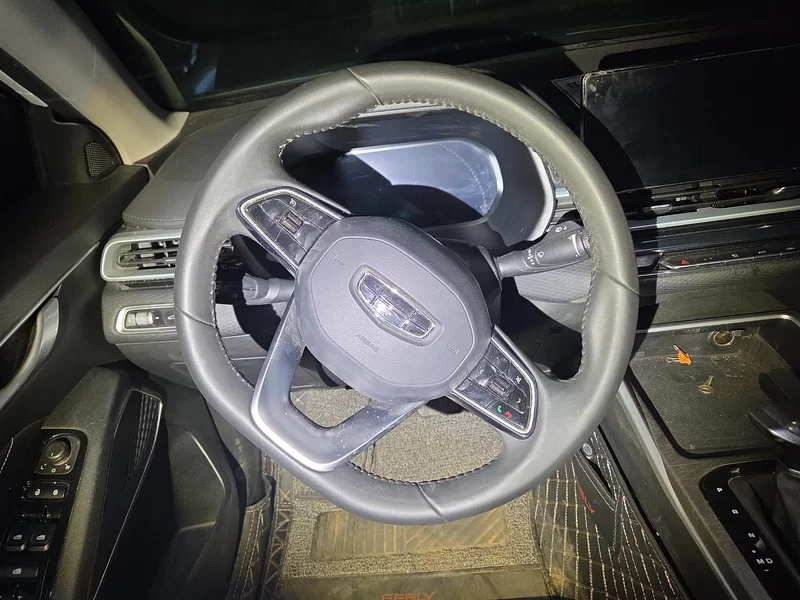 GEELY Emgrand 2022 car image #15