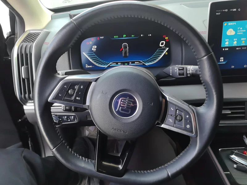 BYD Tang New Energy 2018 immagine di auto #15