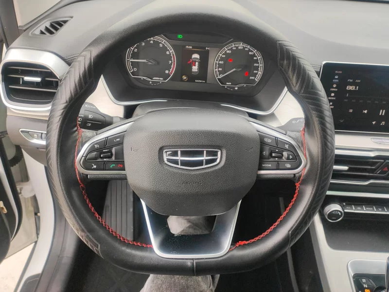 GEELY Coolray 2020 car image #15