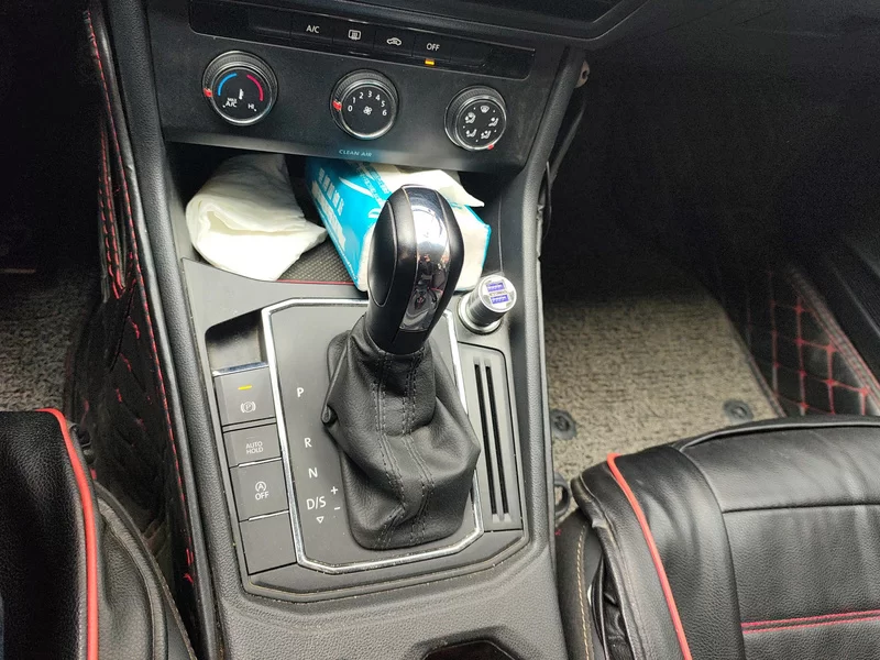 Volkswagen Lavida 2019 immagine di auto #15