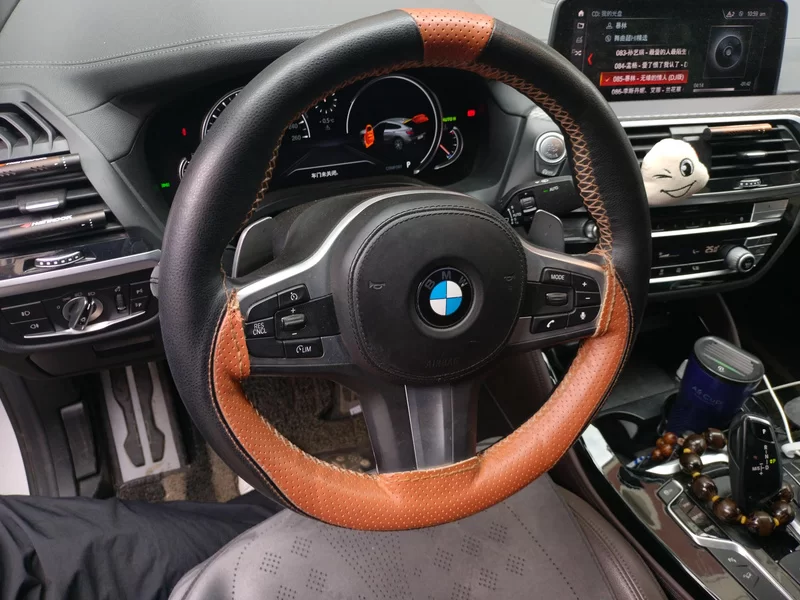 BMW X4 2018 изображение автомобиля #15