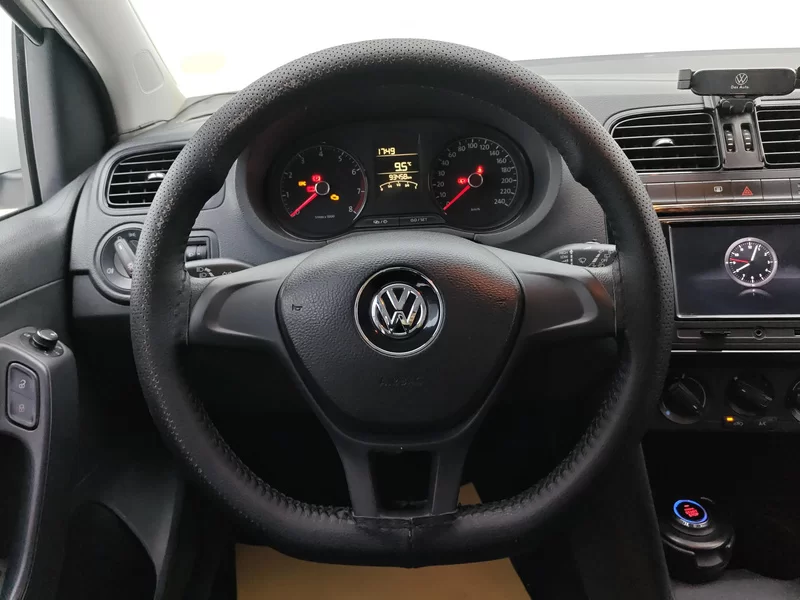 Volkswagen Polo 2014 #15 Volkswagen Polo 2014 car image #15