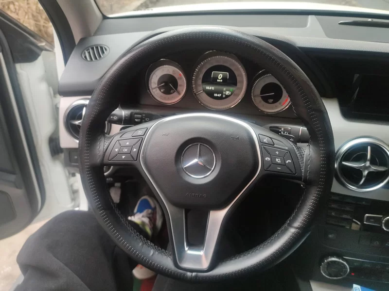 Mercedes-Benz 2014 car image #15