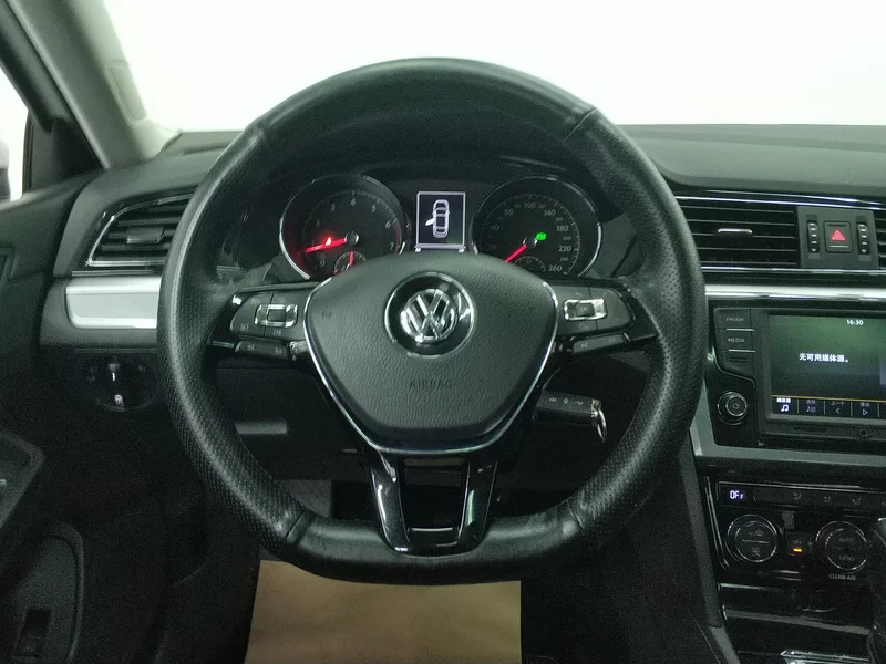Volkswagen Lamando 2016 immagine di auto #15