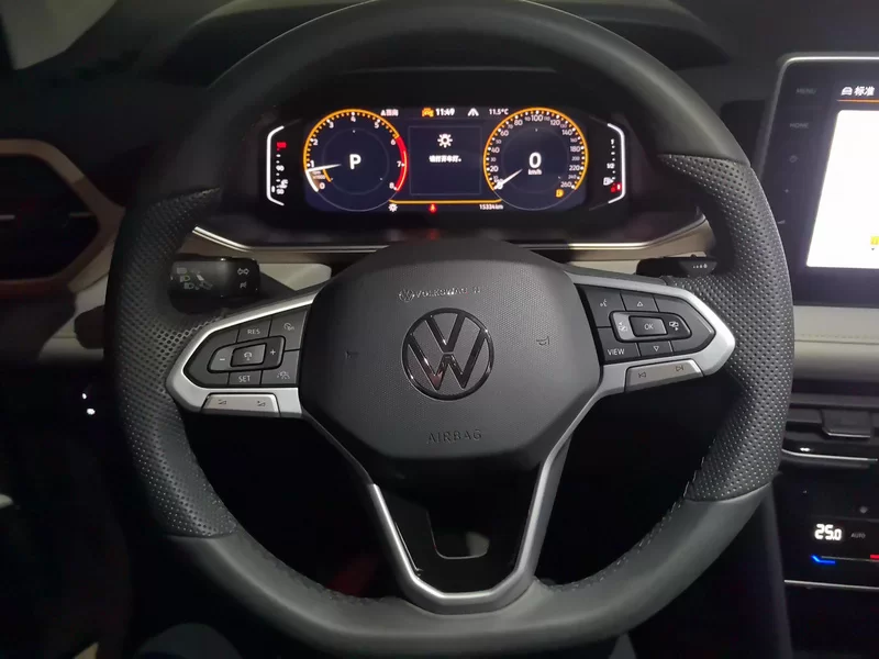 Volkswagen Tharu 2024 car image #15