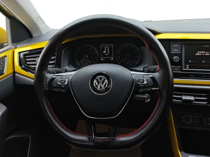 Volkswagen Polo 2019 car image #15