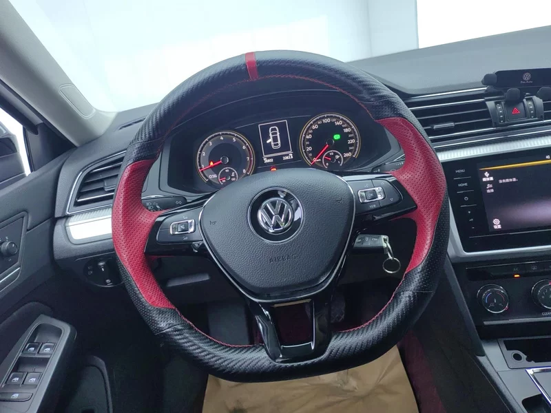 Volkswagen Lamando 2022 car image #15