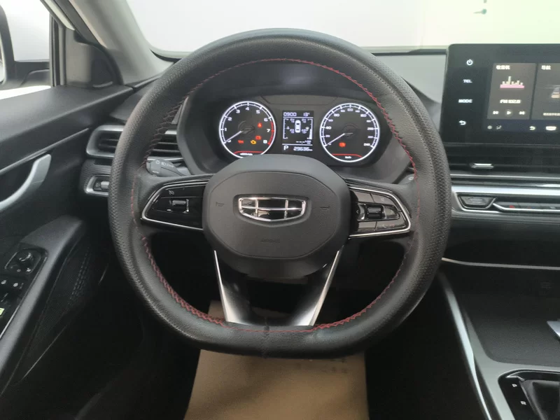 GEELY Emgrand 2024 #15 GEELY Emgrand 2024 car image #15