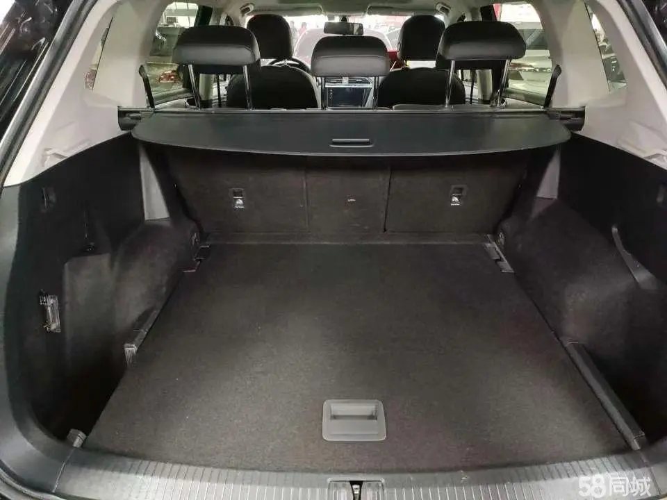 Volkswagen Tiguan L 2020 изображение автомобиля #15