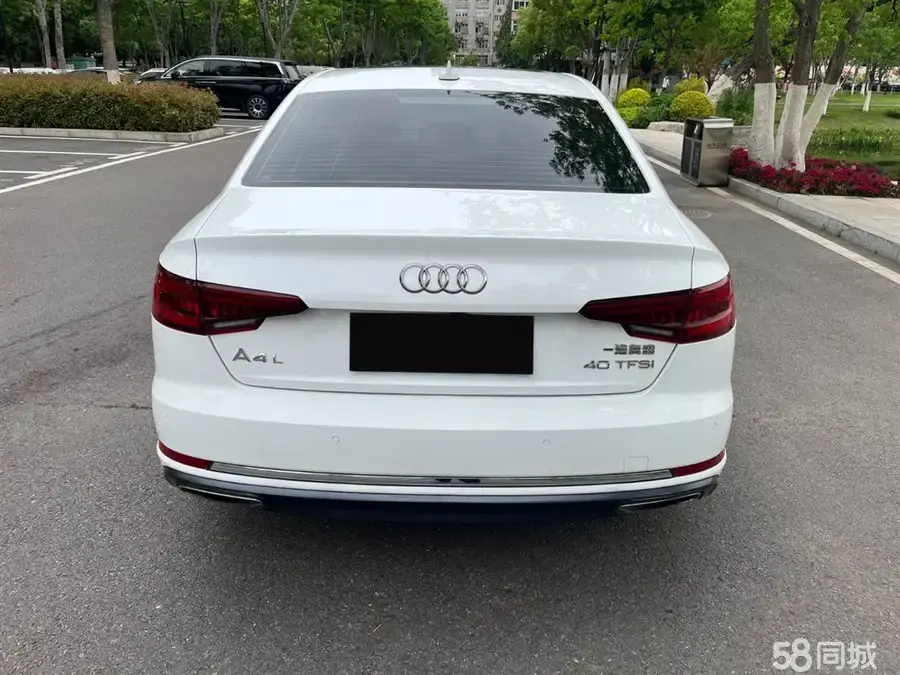 Audi A4L 2018 car image #15