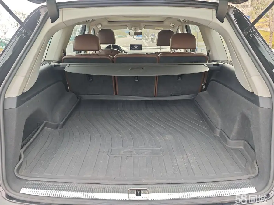 Audi Q7 2016 car image #15