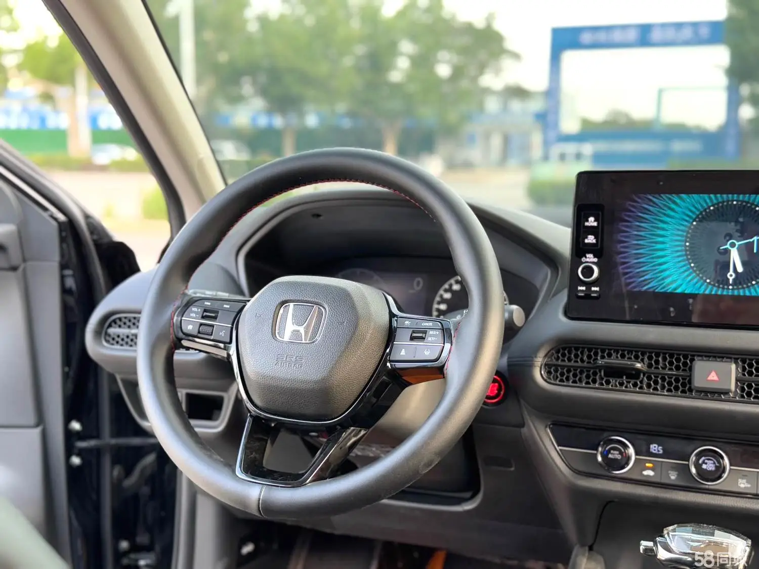 Honda HR-V 2024 car image #15