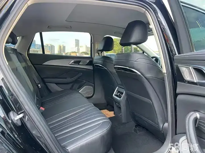 HongQi H5 2024 car image #15