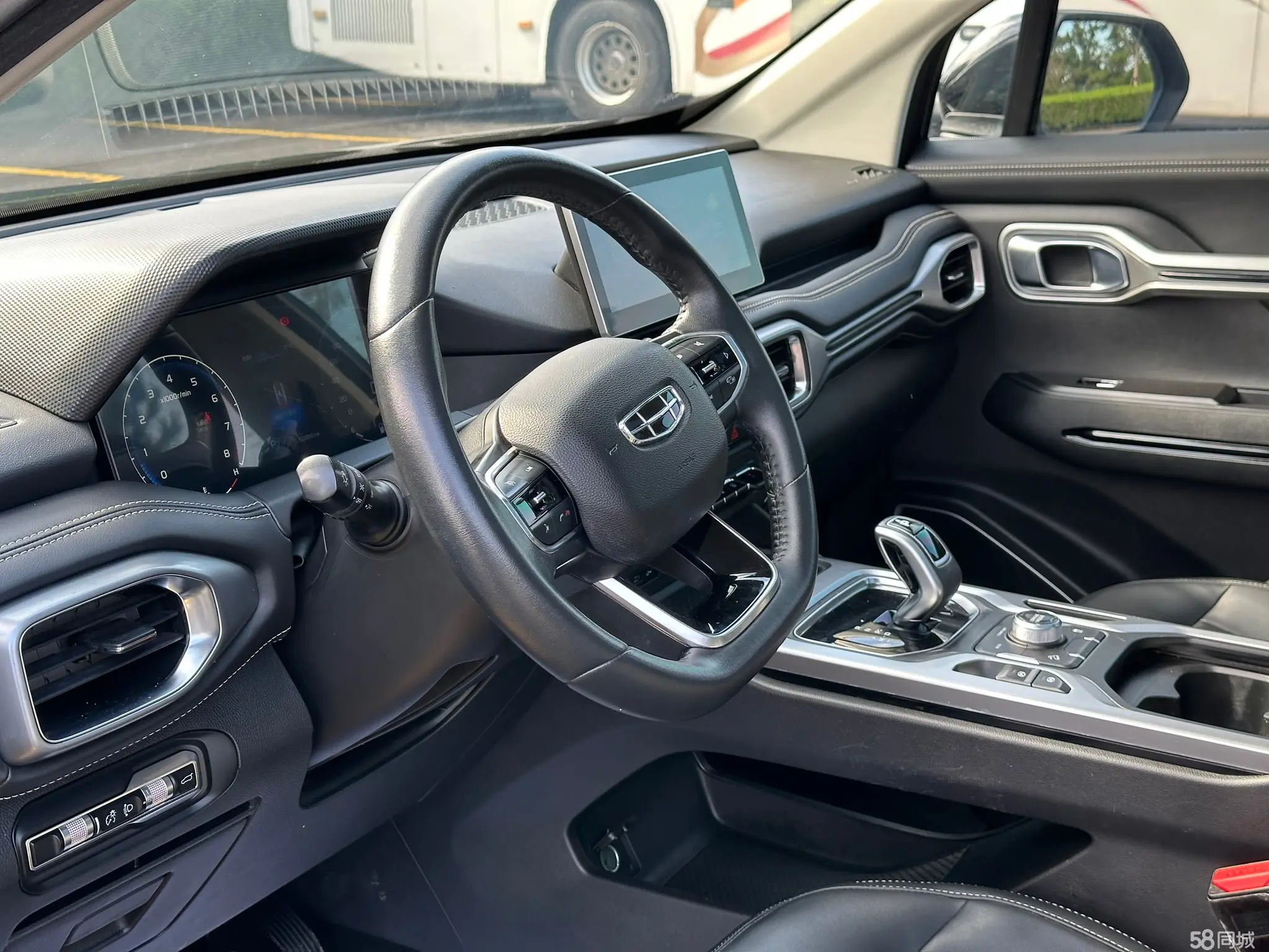 GEELY Okavango 2020 #15 GEELY Okavango 2020 car image #15