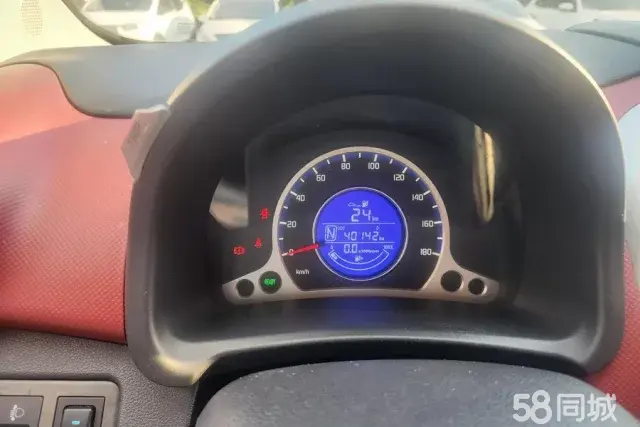 Changan BenBen EV 2018 #15 Changan BenBen EV 2018 car image #15