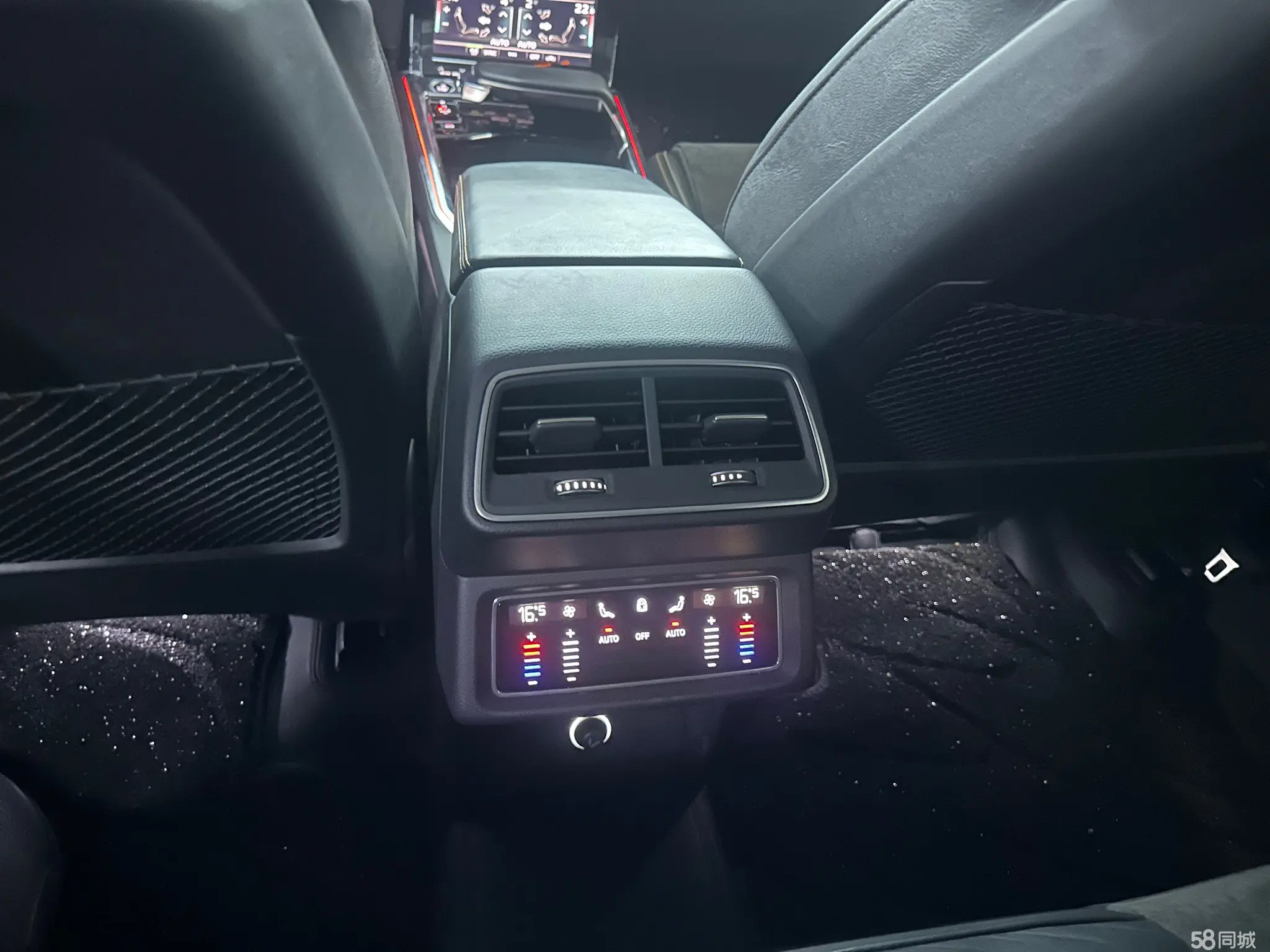 Mercedes-Benz SLK AMG 2022 #15 Mercedes-Benz SLK AMG 2022 صورة سيارة #15