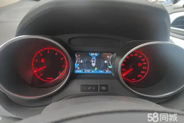 BYD Yuan 2017 صورة سيارة #15