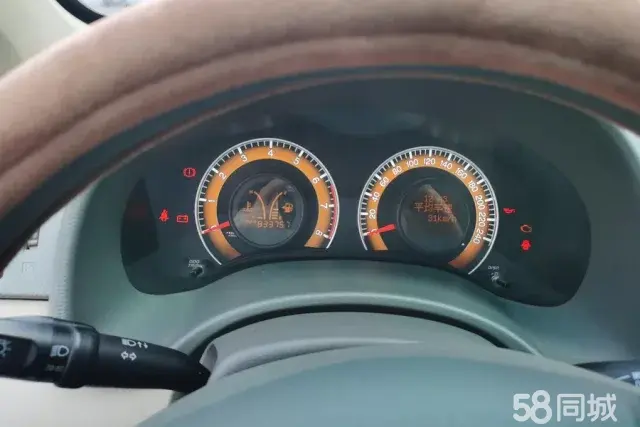 BYD L3 2013 car image #15