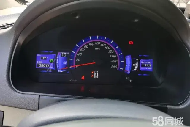 BYD M6 2015 car image #15