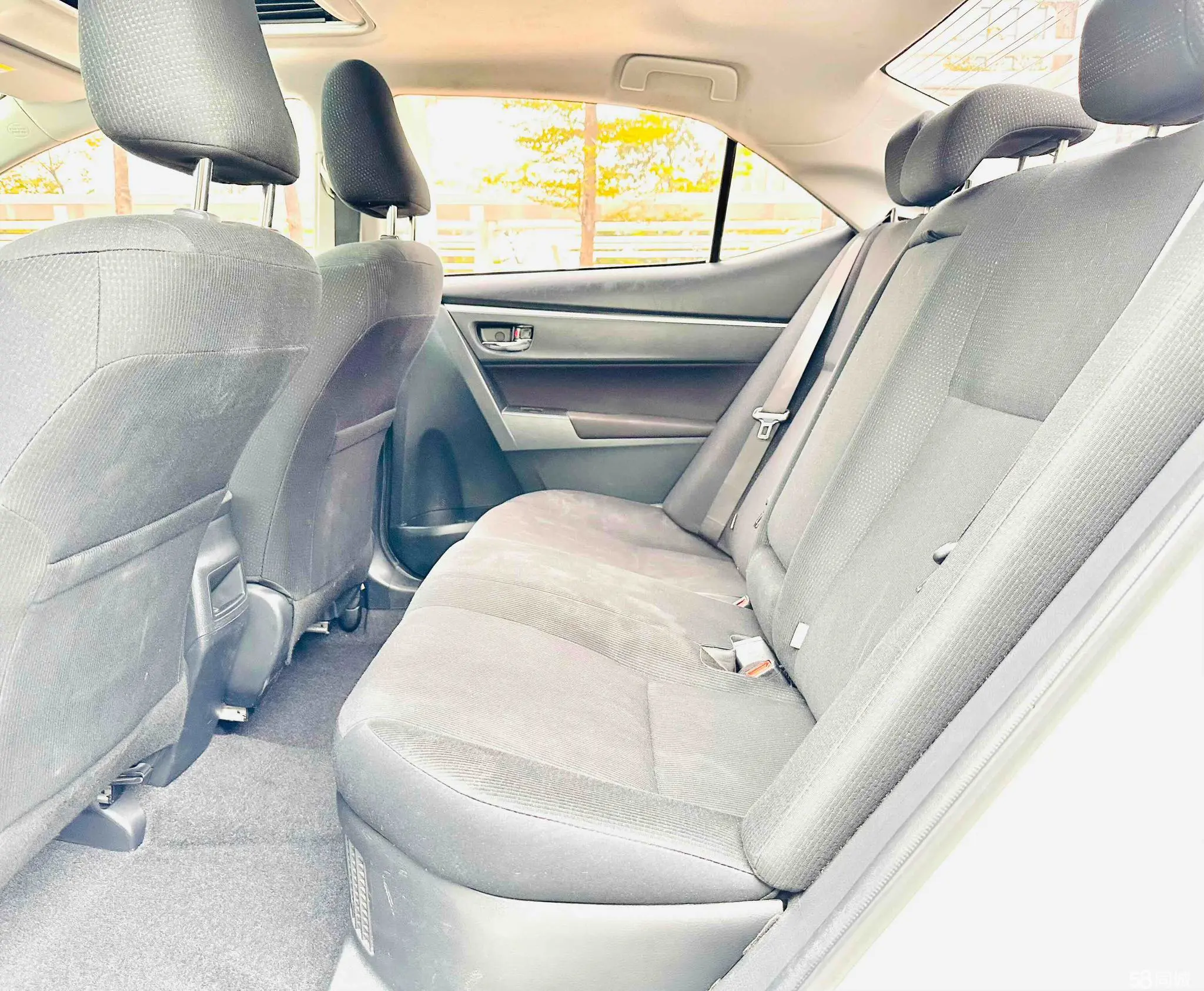 Toyota Corolla Hybird E+ 2019 immagine di auto #15