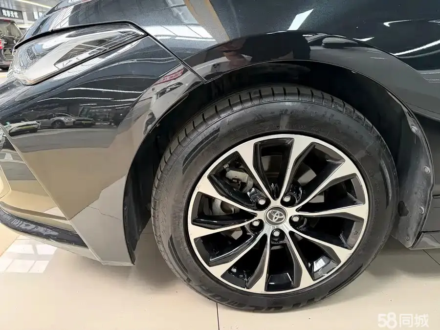 Toyota Avalon 2022 car image #15