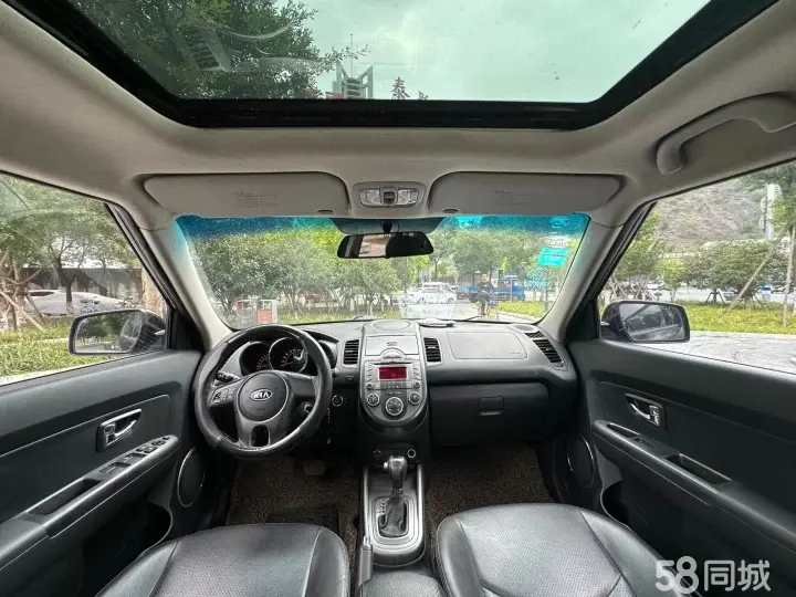 起亚 秀尔 2013 汽车图片 #15