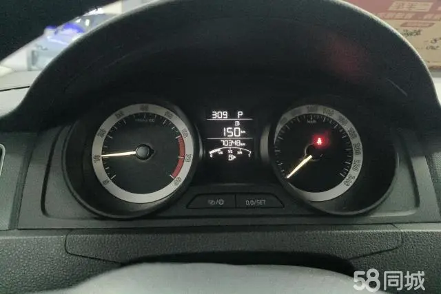 Skoda Rapid Spaceback 2018 car image #15