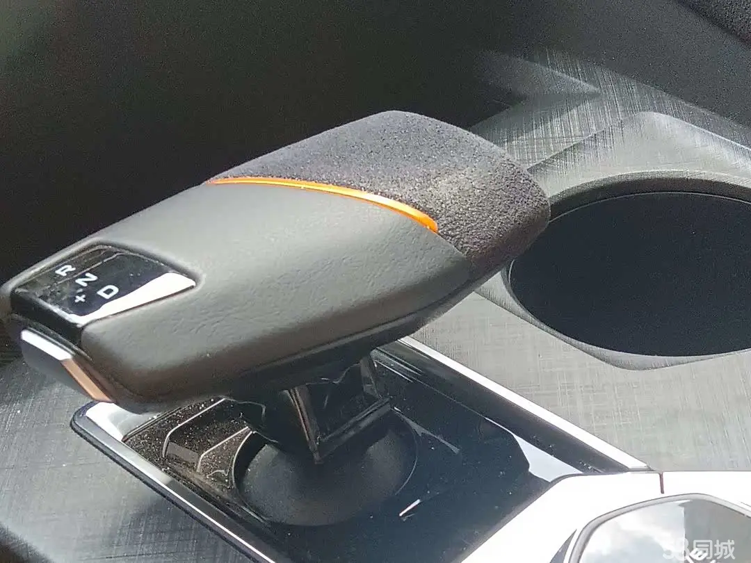 长安 长安UNI-V 2021 汽车图片 #15