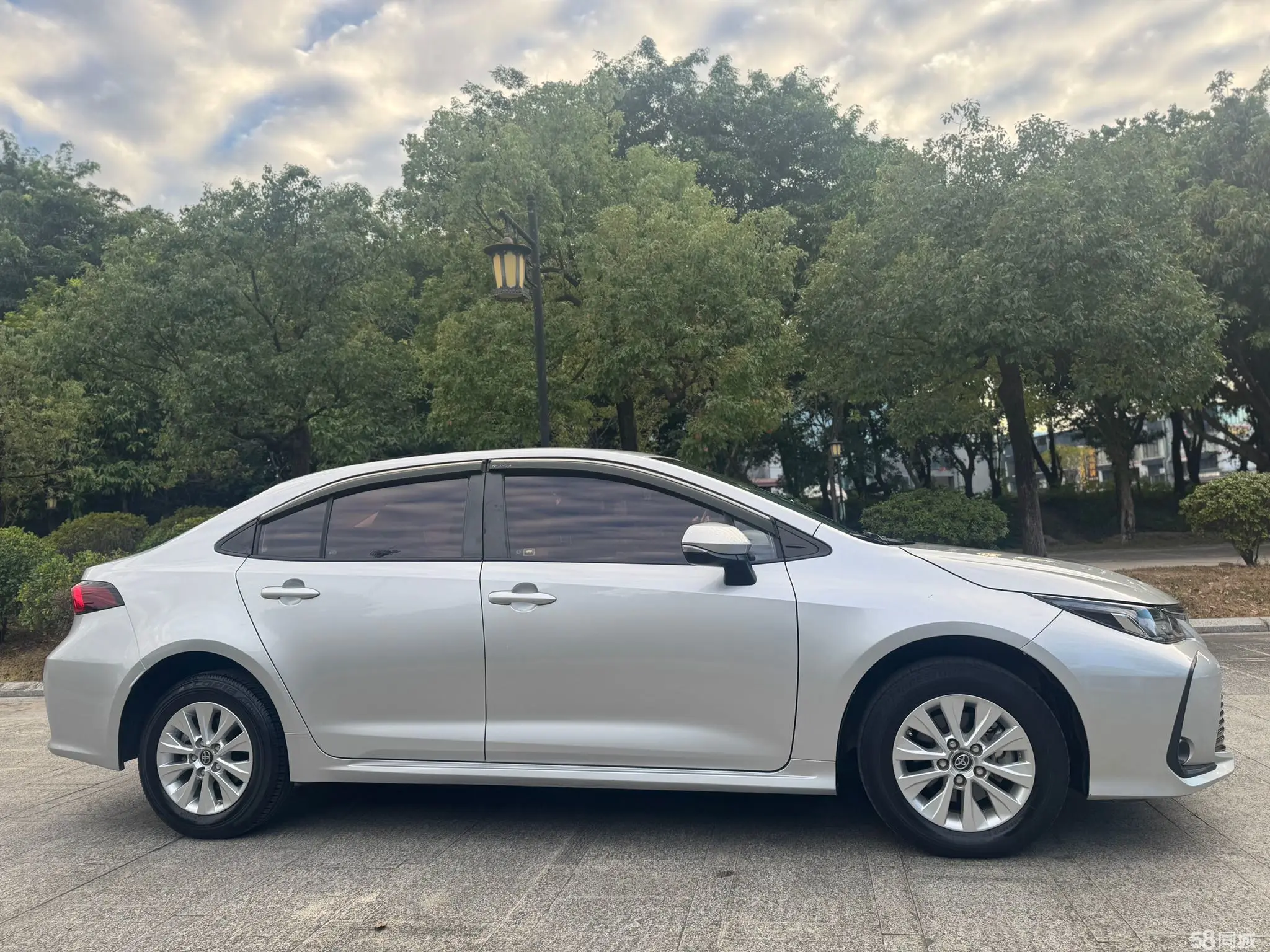 Toyota Corolla 2020 car image #15