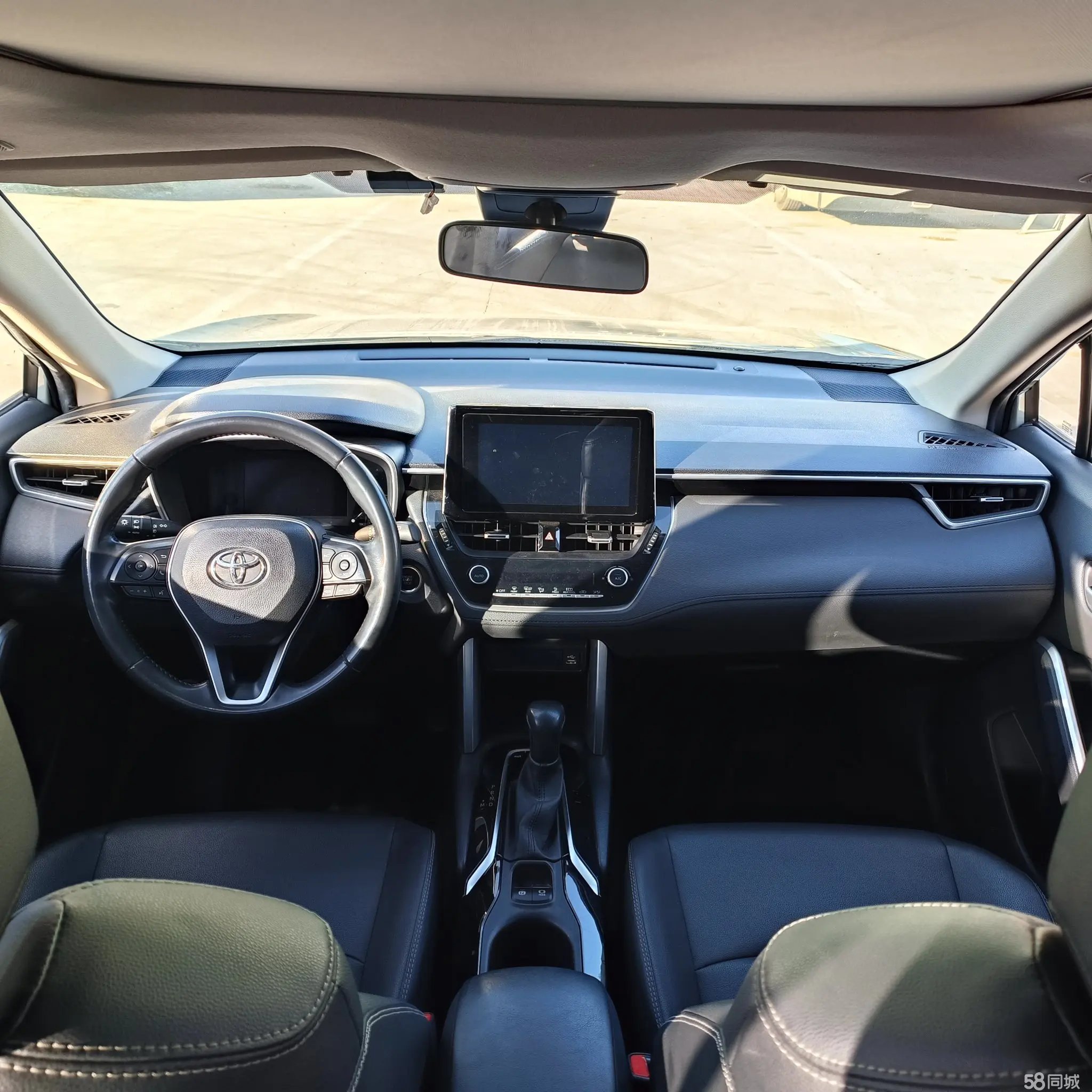 Toyota Corolla Cross 2022 #15 Toyota Corolla Cross 2022 car image #15