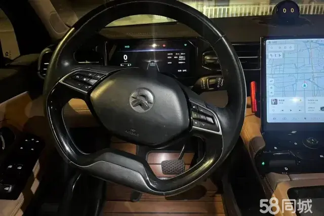 NIO ES8 2019 car image #15