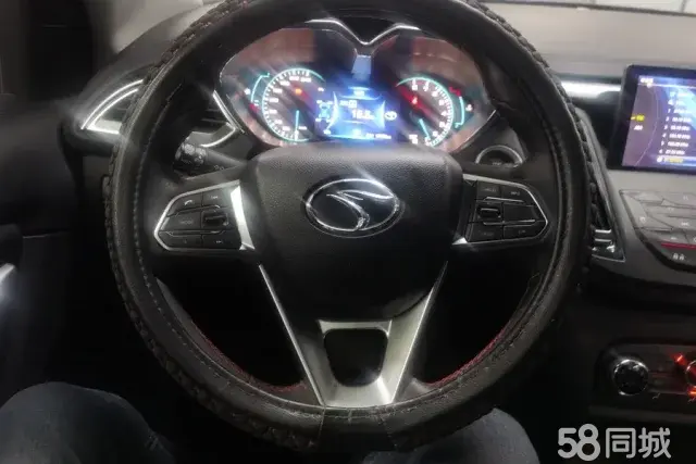 Soueast DX7 2017 car image #15